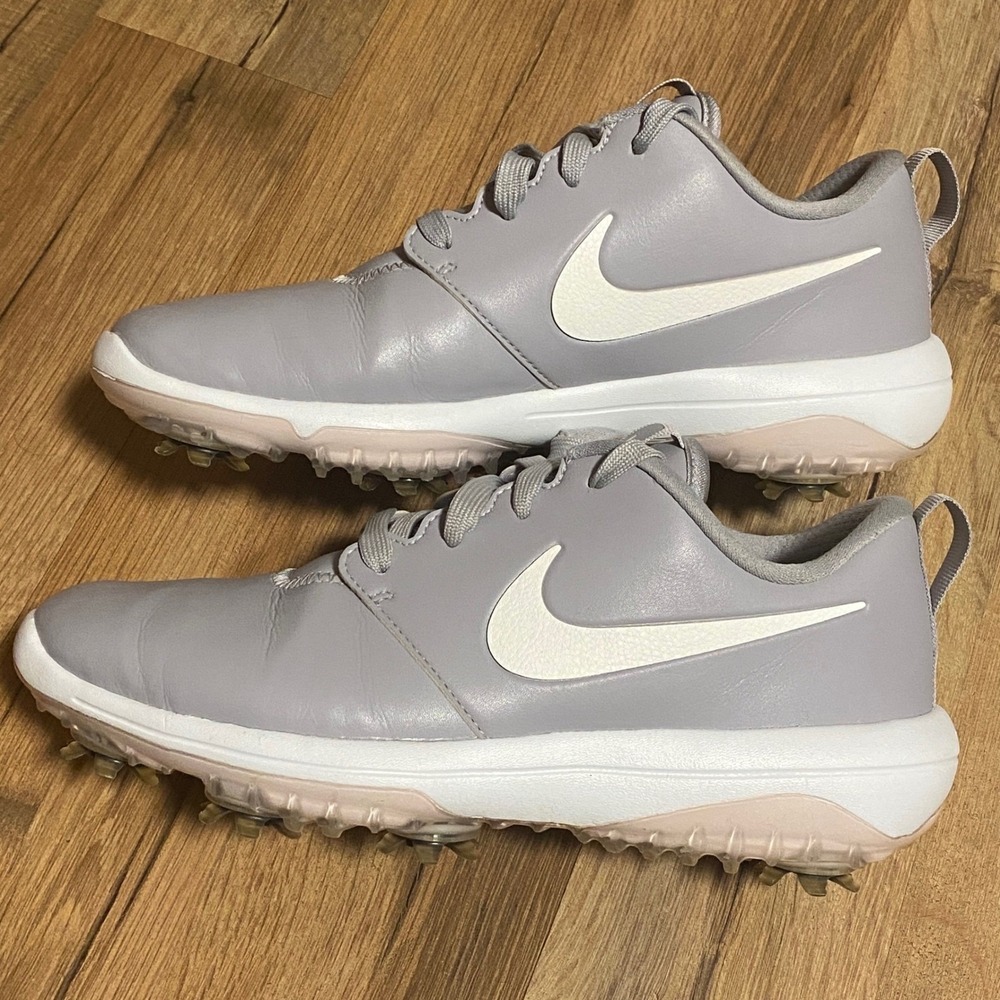 Nike Women's Golf Shoes Light Grey White Swoosh Spiked Size 7 AR5582 002 - Picture 4 of 8